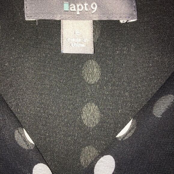 Apt 9 size 6 easy care dress beige black polka dot - Picture 3 of 5